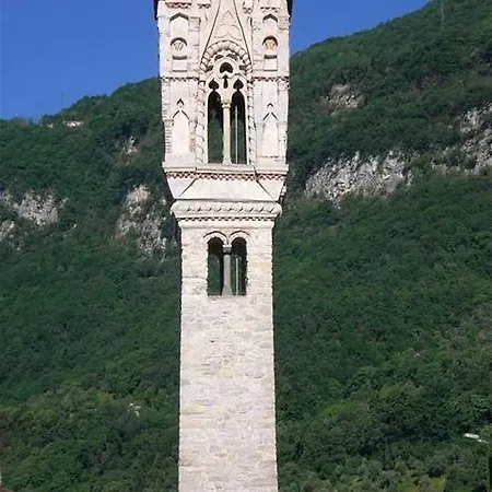 Fronte Isola * Ossuccio
